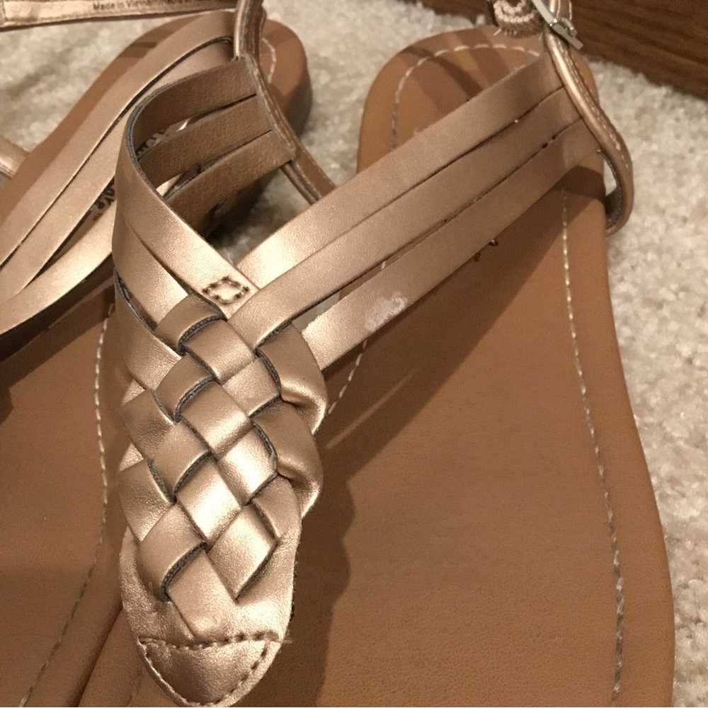 American Eagle Gold Braided Sandals - Picture 4 of 9